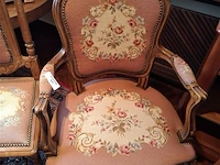 2 antieke stoelen - afbeelding 3 van  3