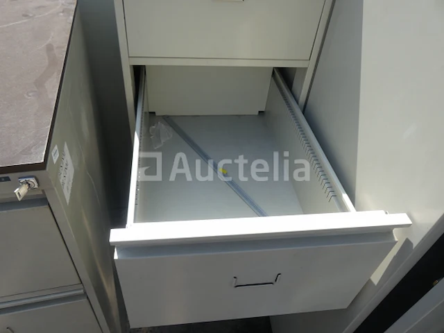 2 archiefkasten met 4 lades, 2 archiefkasten met 3 lades - afbeelding 2 van  9