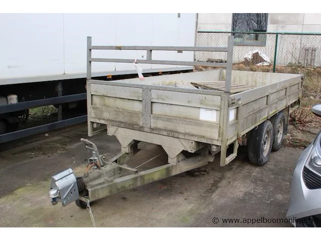 2-assige aanhangwagen bcw type d4 17 35, chassis t6980, bj 2003, cap 3500kg, zonder boorddocumenten, met inhoud - afbeelding 1 van  9