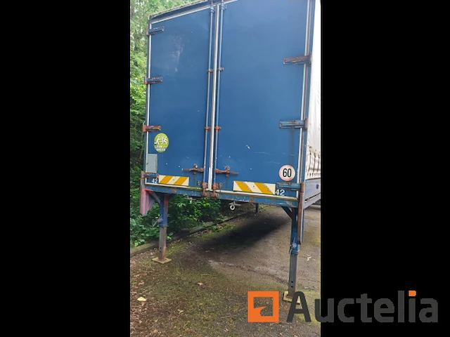 2-assige container aanhangwagen met royen r20t/2p afgedekt lade - afbeelding 12 van  17