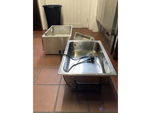 2 au-bain maries metro - afbeelding 1 van  4