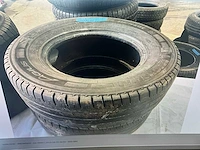 2 autobanden michelin agilis - afbeelding 2 van  4