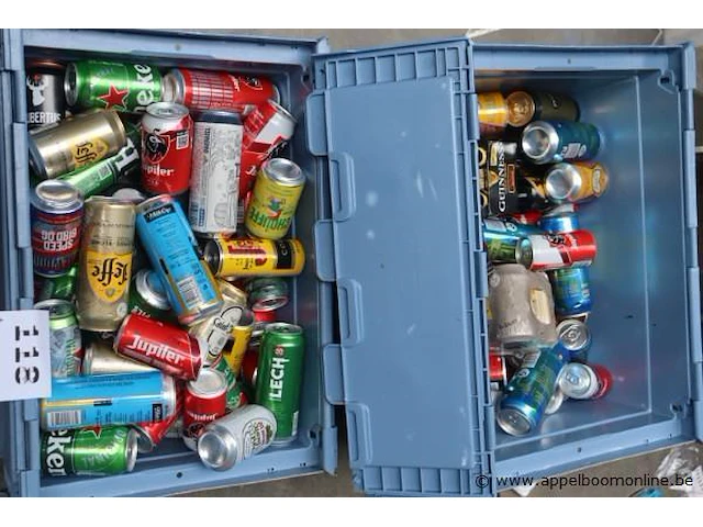 2 bakken blikjes bier, zonder de bakken - afbeelding 2 van  3