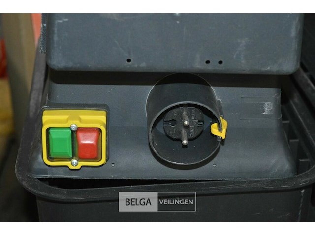 2 bakken met 220v aansluiting - afbeelding 2 van  3