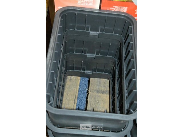 2 bakken met 220v aansluiting - afbeelding 3 van  3