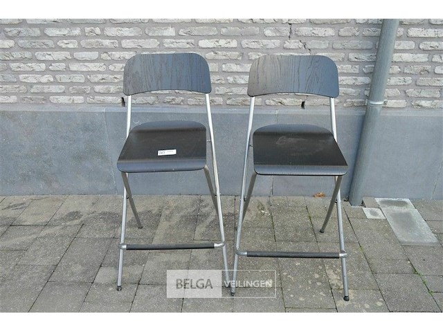 2 barkrukjes - afbeelding 1 van  3