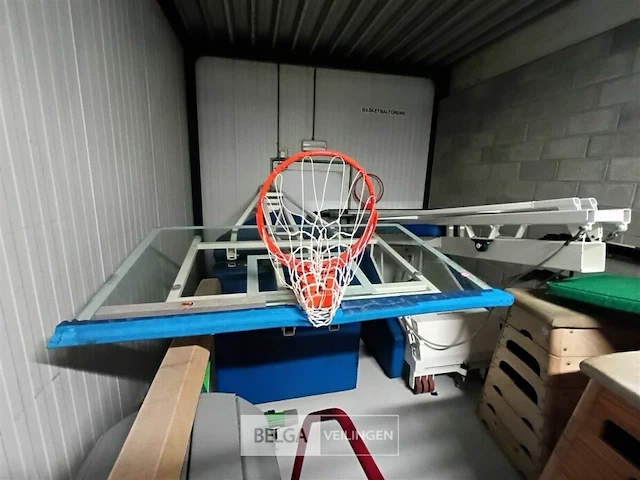 2 basketbaltorens sporthal de deuster - afbeelding 3 van  10