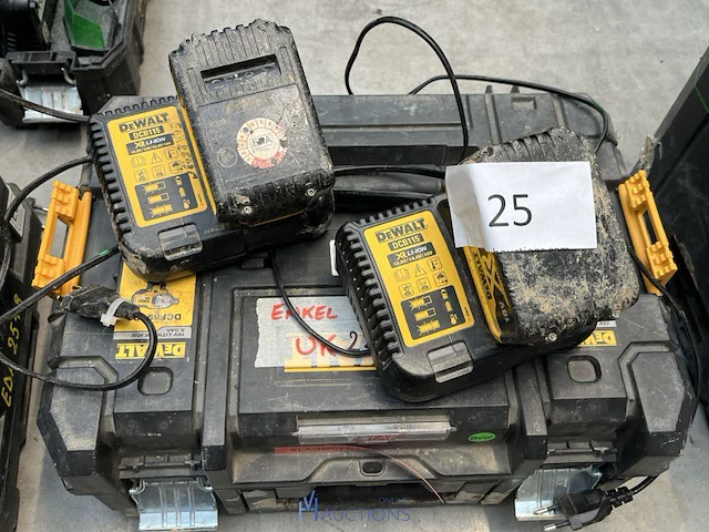2 batterij en 2 batterijladers dewalt - afbeelding 2 van  2