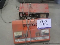 2 batterij laders - afbeelding 1 van  1