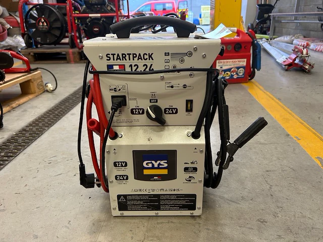 2 batterijstarters - afbeelding 1 van  5