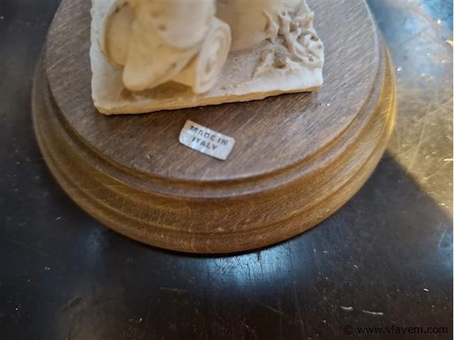 2 beeldjes - afbeelding 2 van  2