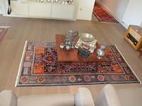 2 beige lederen elektrische relaxzetels, tapijt ca. 2,50 x 1,20 m, salontafel - afbeelding 4 van  12