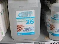 2 bidons onderhoudsproducten - afbeelding 1 van  1