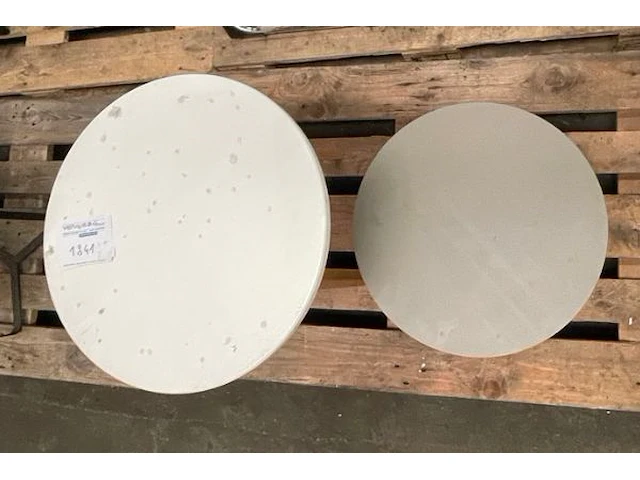 2 bijzettafels - afbeelding 2 van  2