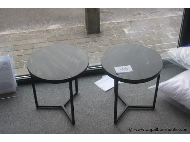 2 bijzettafeltjes - afbeelding 1 van  1