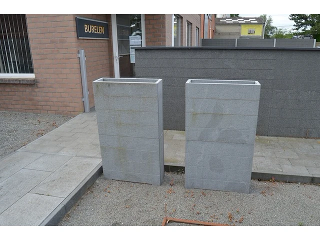 2 bloembakken in graniet, grijs, afm. 120x70x23 - afbeelding 1 van  5