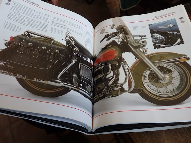 2 boeken harley davidson - afbeelding 3 van  4
