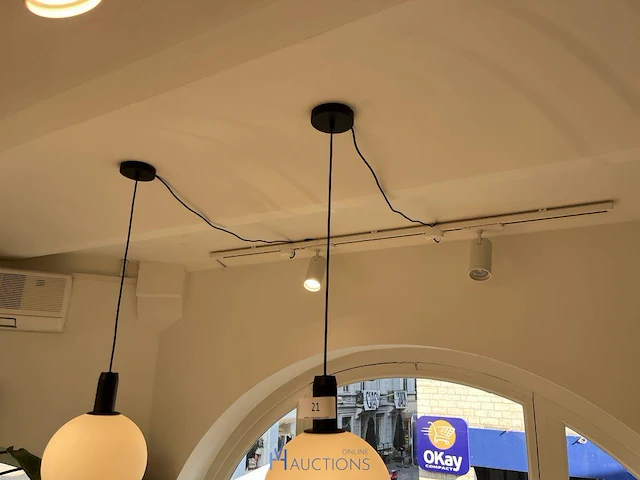 2 bolvormige hanglampen - afbeelding 2 van  7