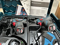 2 bosch accu schroefboormachines - afbeelding 1 van  9