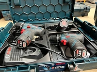 2 bosch accu schroefboormachines - afbeelding 1 van  8