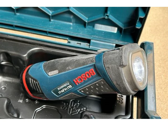 2 bosch accu schroefboormachines - afbeelding 6 van  8