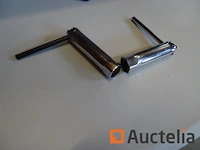 2 bougiesleutels van verschillende lengtes - afbeelding 3 van  4
