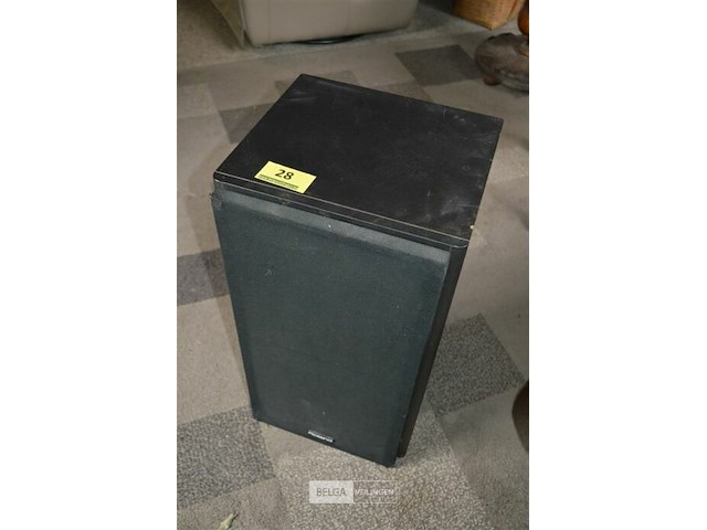 2 boxen merk roland - afbeelding 1 van  2