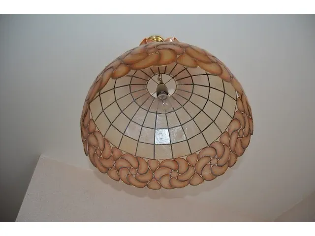 2 bronkleurige luster 12 lichtpunten, 2 goudkleurige lusters glazen kapjes 6 lichtpunten, ronde luster 1 lichtpunt, goudkleurige luster 5 lichtpunten glazen kapjes - afbeelding 7 van  12