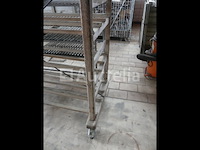 2 broodkarren - afbeelding 2 van  4