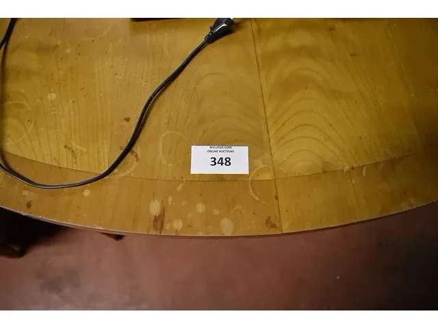 2 bruin lederen bijzetzetels, ovale tafel - afbeelding 2 van  8