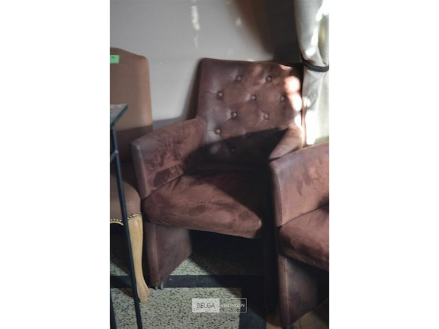 2 bruinen zeteltjes op wielen - afbeelding 2 van  4