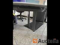 2 bureaus, 3 lades en 2 stoelen - afbeelding 10 van  12