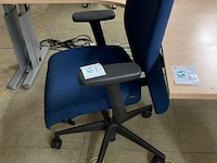 2 bureaus, 3 stoelen - afbeelding 3 van  5