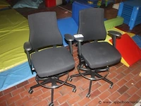 2 bureaustoelen - afbeelding 1 van  1