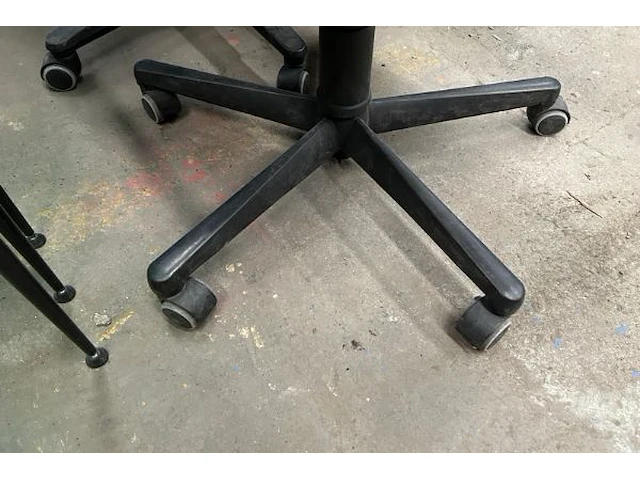 2 bureaustoelen - afbeelding 3 van  3