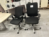 2 bureaustoelen - afbeelding 1 van  4