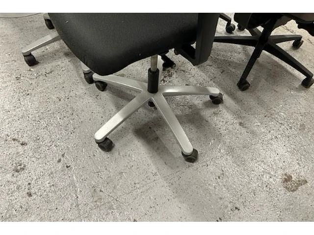 2 bureaustoelen - afbeelding 4 van  4