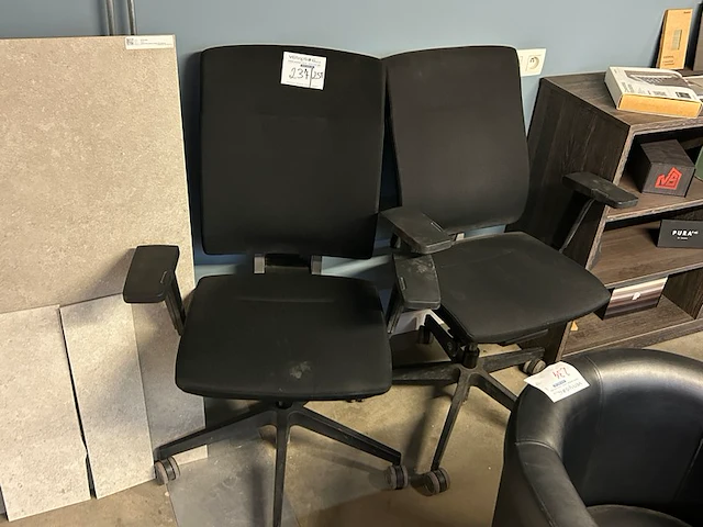 2 bureaustoelen - afbeelding 1 van  2