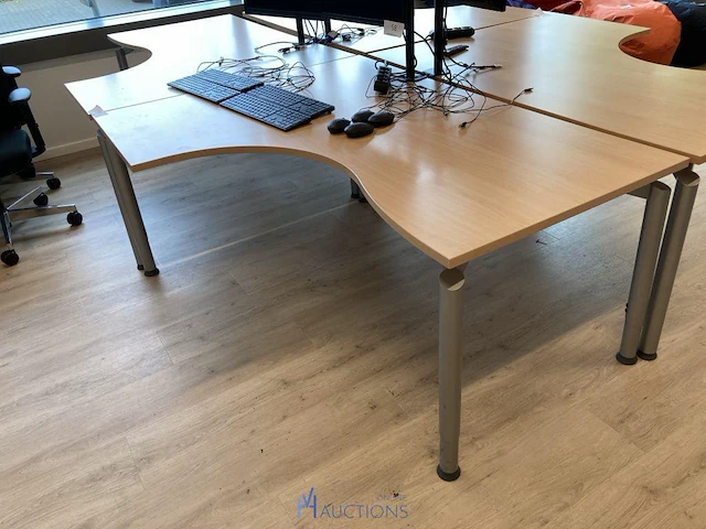 2 bureautafels - afbeelding 1 van  4
