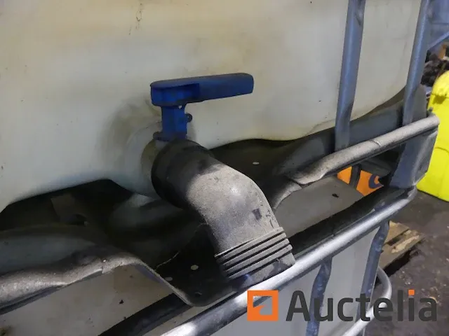 2 chemische tanken 1000l schutz - afbeelding 3 van  6