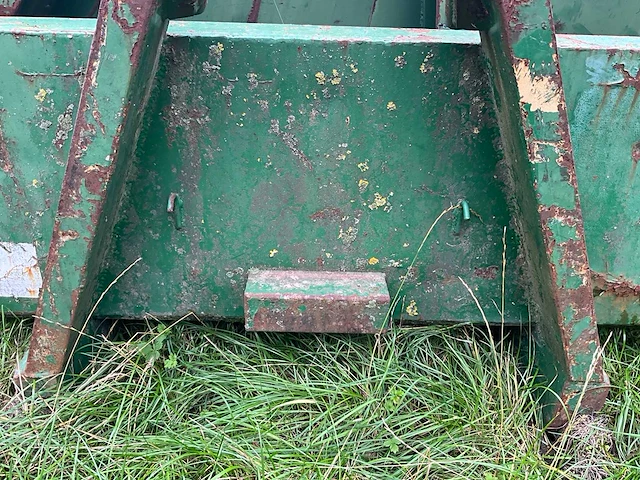 2 containers in metaal - afbeelding 11 van  17