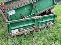 2 containers in metaal - afbeelding 8 van  17