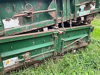 2 containers in metaal - afbeelding 17 van  17