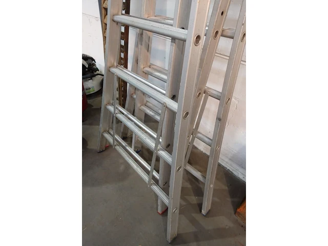 2-delige alu ladder - afbeelding 2 van  3