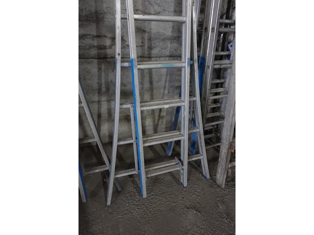2-delige alu ladder - afbeelding 2 van  3