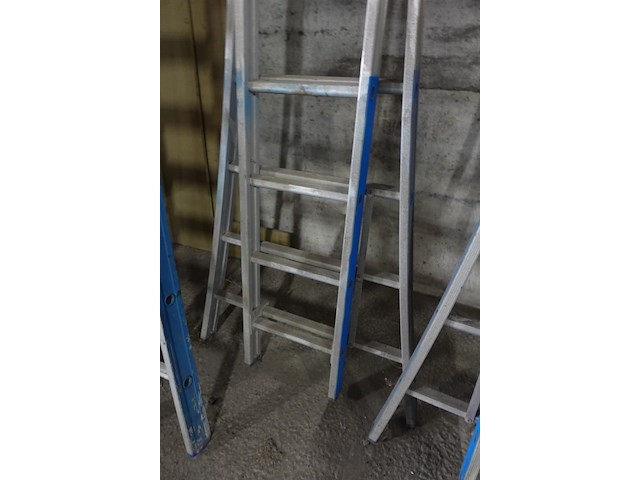 2-delige alu ladder - afbeelding 2 van  3