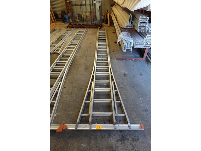 2-delige alu ladder - afbeelding 1 van  3