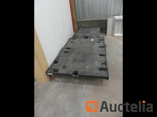 2 dienbladen op wielen - afbeelding 1 van  4