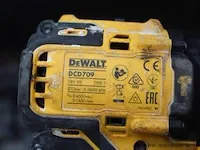 2 div accu boormachines dewalt dcd796 en dcd709, 1 accu, in koffer, werking niet gekend - afbeelding 4 van  4