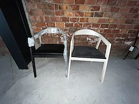 2 div houten stoelen - afbeelding 1 van  9
